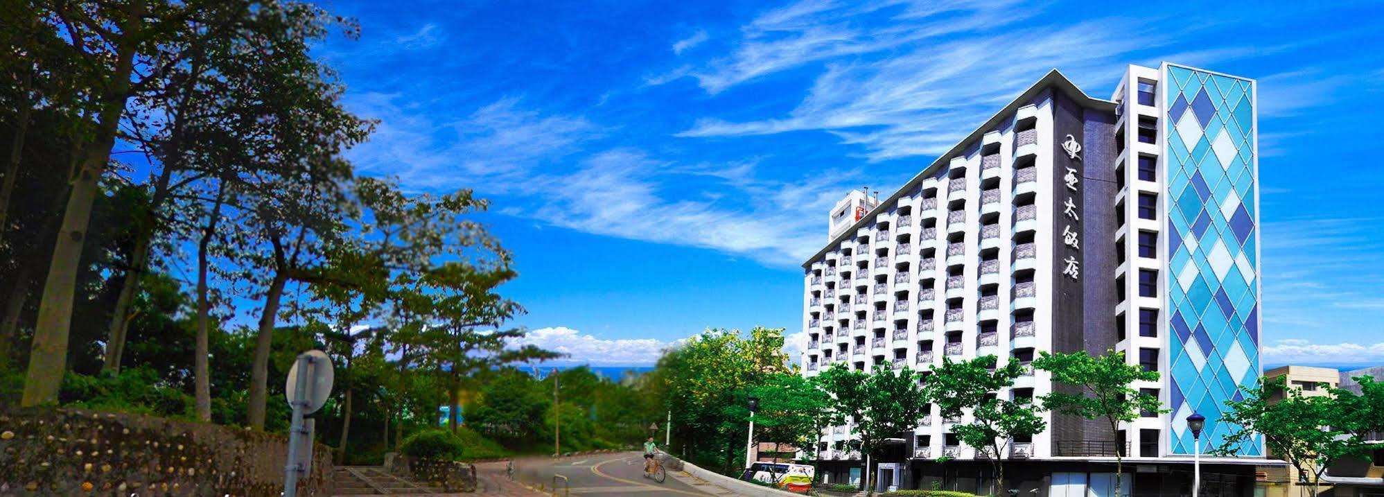 Asia Pacific Hotel Tamsui Exterior foto
